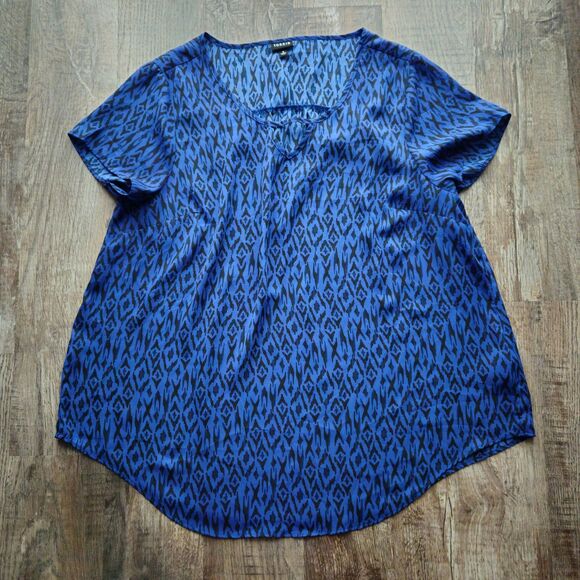Torrid Georgette Keyhole Blouse - Picture 2 of 3